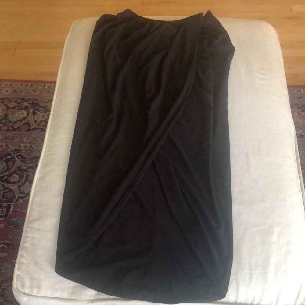 Butterfly Fitted Midi Skirt by TJ Collection. EUC.